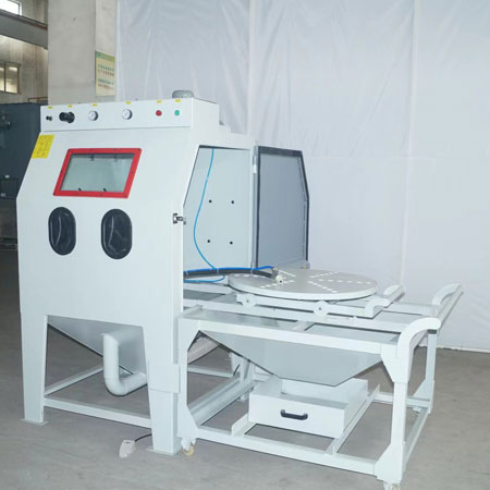 高效能與環(huán)保兼得，濕式噴砂機助力塑料行業(yè)